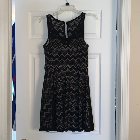 Black lace with nude underlay skater style dress-S - Picture 2 of 6